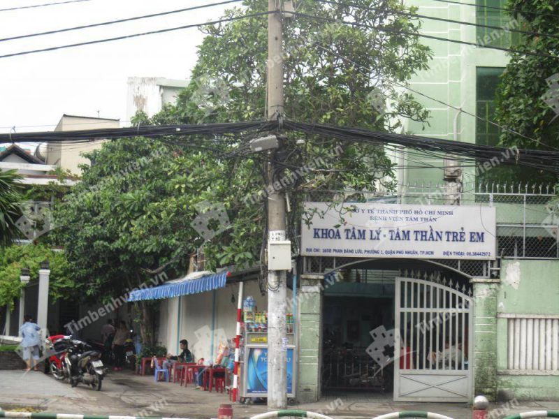 Benh vien tam than khoa kham benh tre em 1 HqbOya